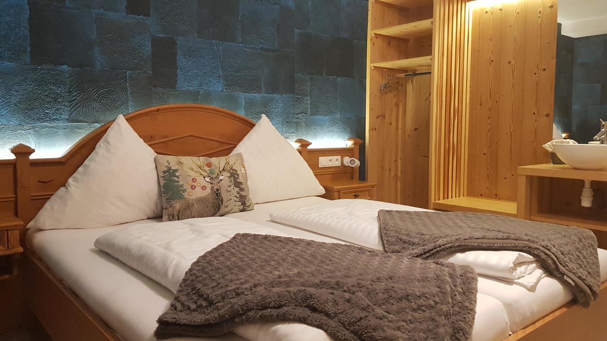 โอสเตลรี เล บาฌเนล Hotel แซ็งต์-มารี-โอ-มีน ภายนอก รูปภาพ