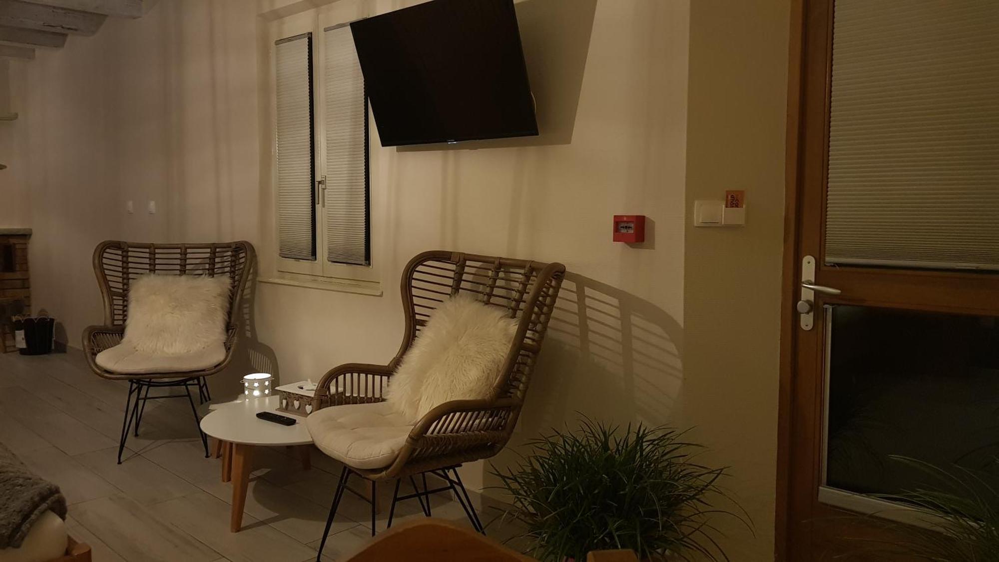 โอสเตลรี เล บาฌเนล Hotel แซ็งต์-มารี-โอ-มีน ภายนอก รูปภาพ
