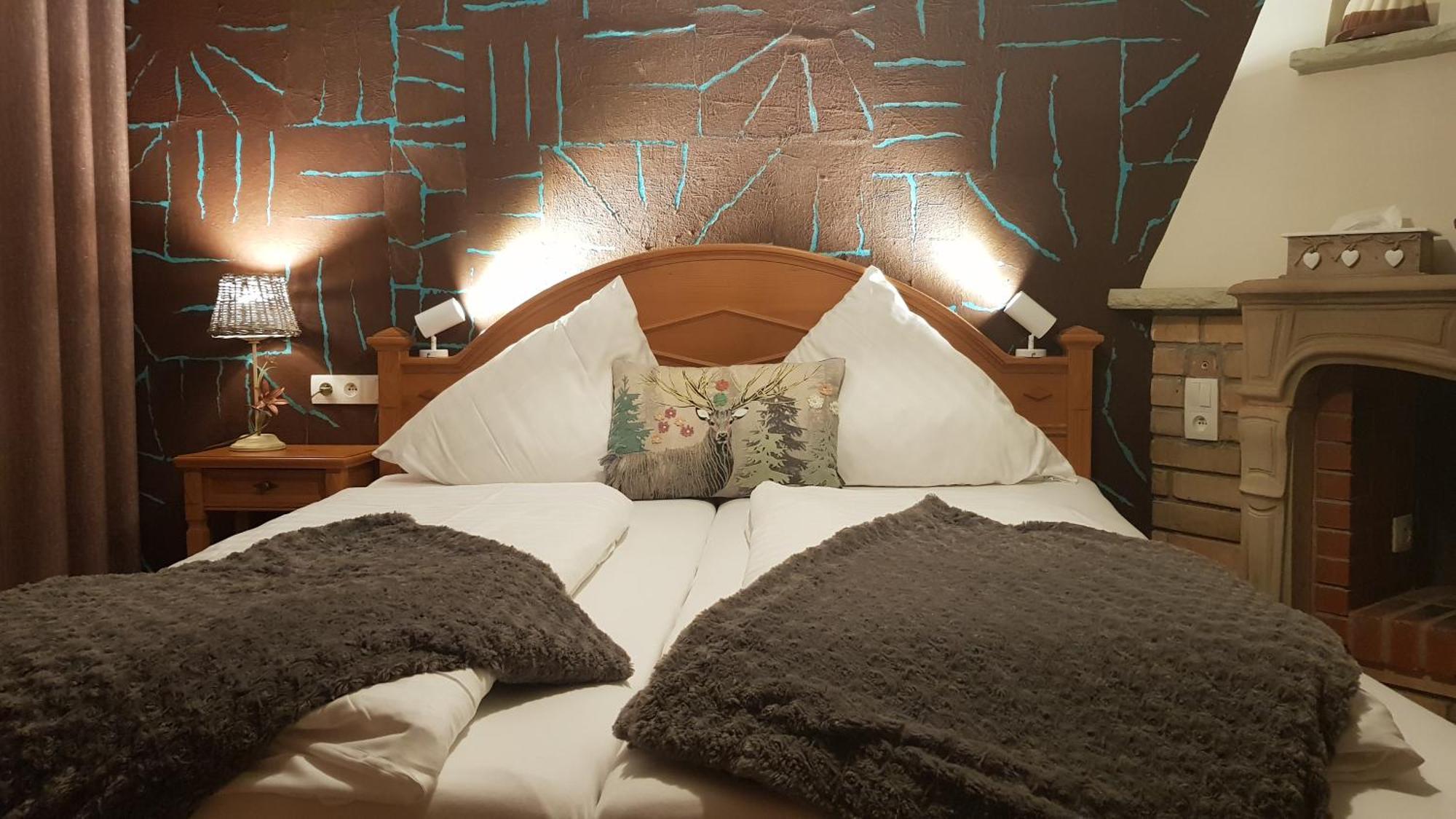 โอสเตลรี เล บาฌเนล Hotel แซ็งต์-มารี-โอ-มีน ภายนอก รูปภาพ