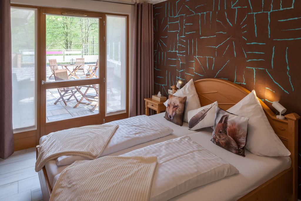 โอสเตลรี เล บาฌเนล Hotel แซ็งต์-มารี-โอ-มีน ภายนอก รูปภาพ